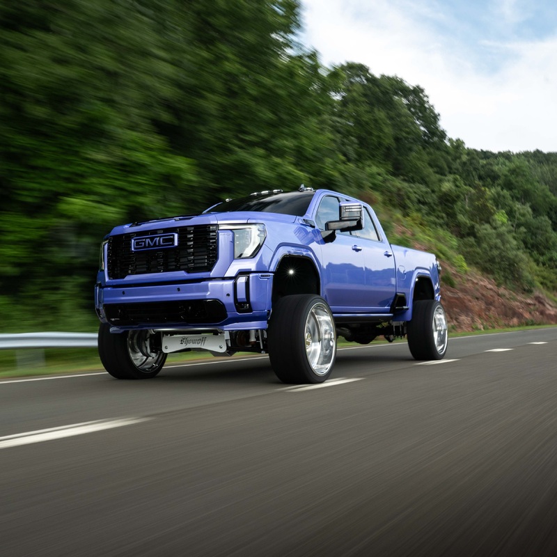 2011-  2025 Chevrolet / GMC 2500 / 3500 Showoff Motorsports 7-9″ Lift Kit