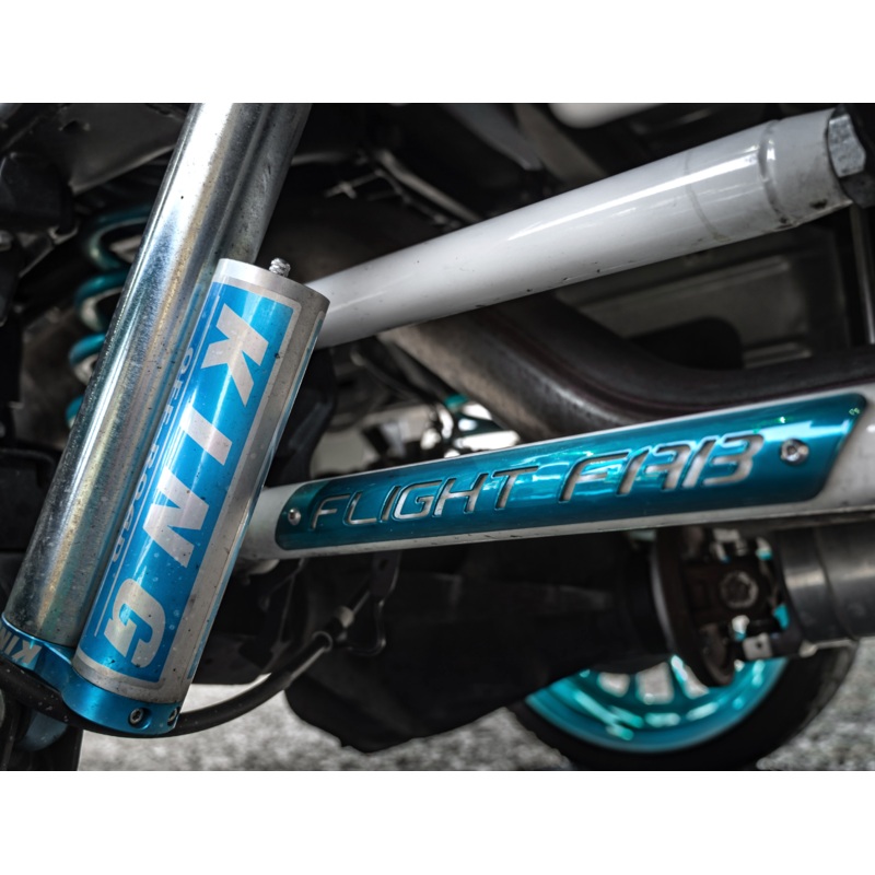 2014-2024 RAM 2500 w/ FACTORY AIR REAR – KING 2.5 Reservoir REAR Shocks