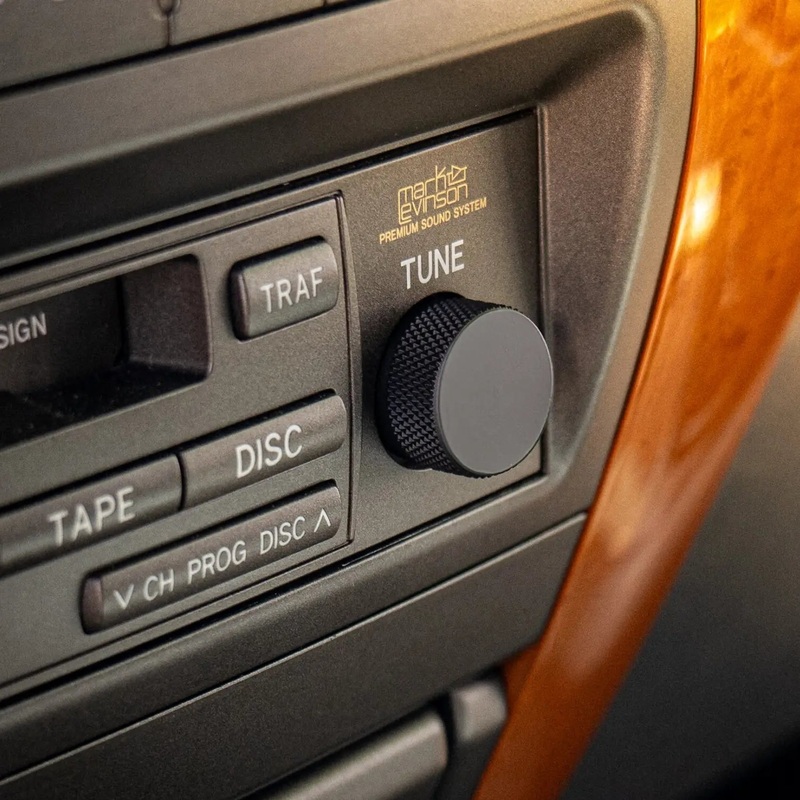 Mace MFG Plain Volume Knobs for Lexus GX470 (2003-2009)
