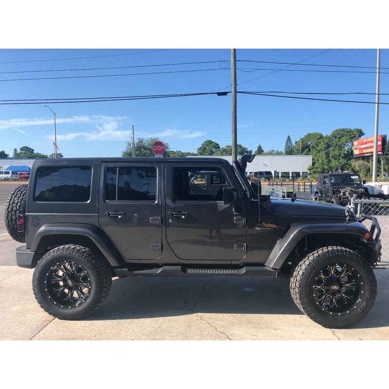 RC 2.5″, 20″ Fuel, 35″ Toyo AT2 LTW12