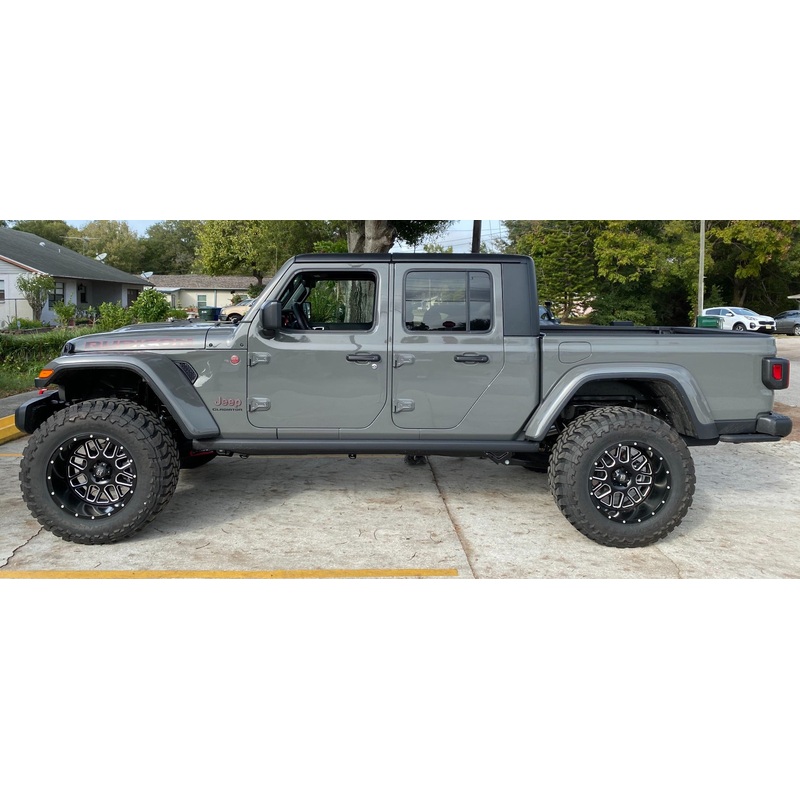 RC 3.5″, 20″ Mayhem, 37″ Nitto LTW61