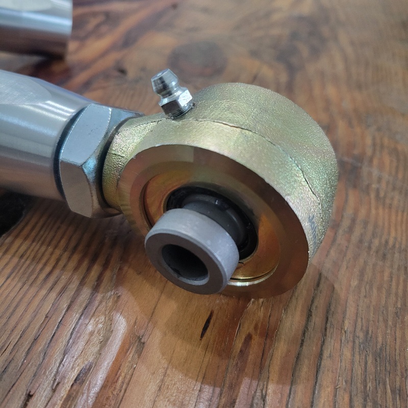 Upper Control Arms – 4runner, FJ Cruiser, GX