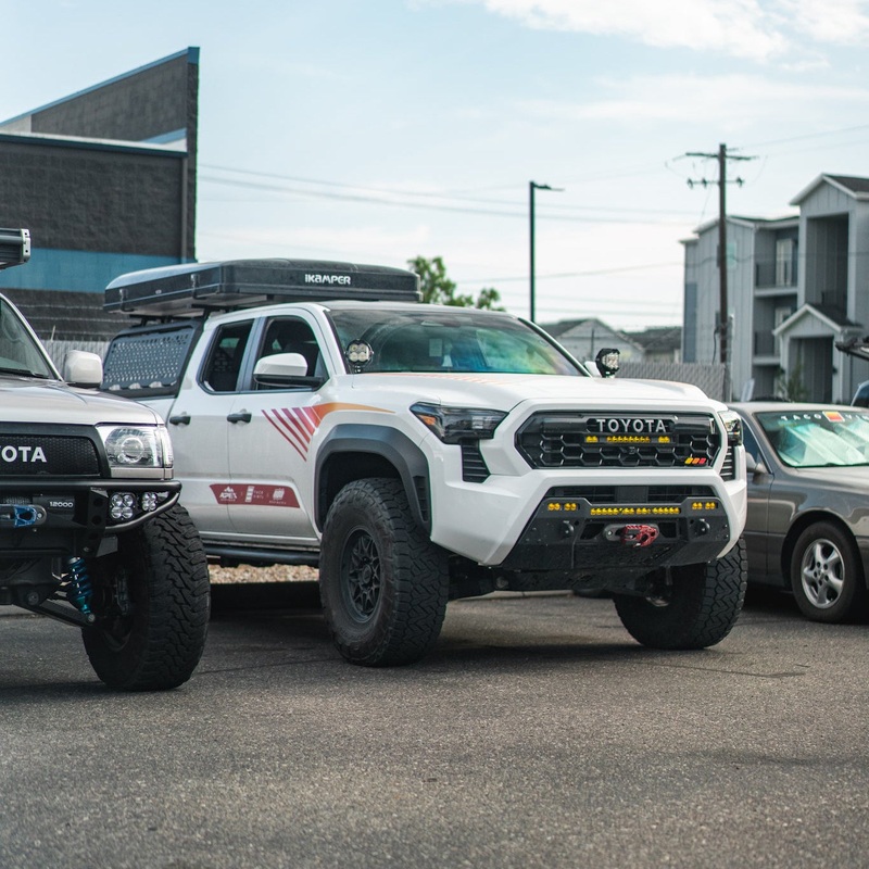 2024+ Tacoma Hyper Stripe Kit Heritage Yes include Full rocker panel